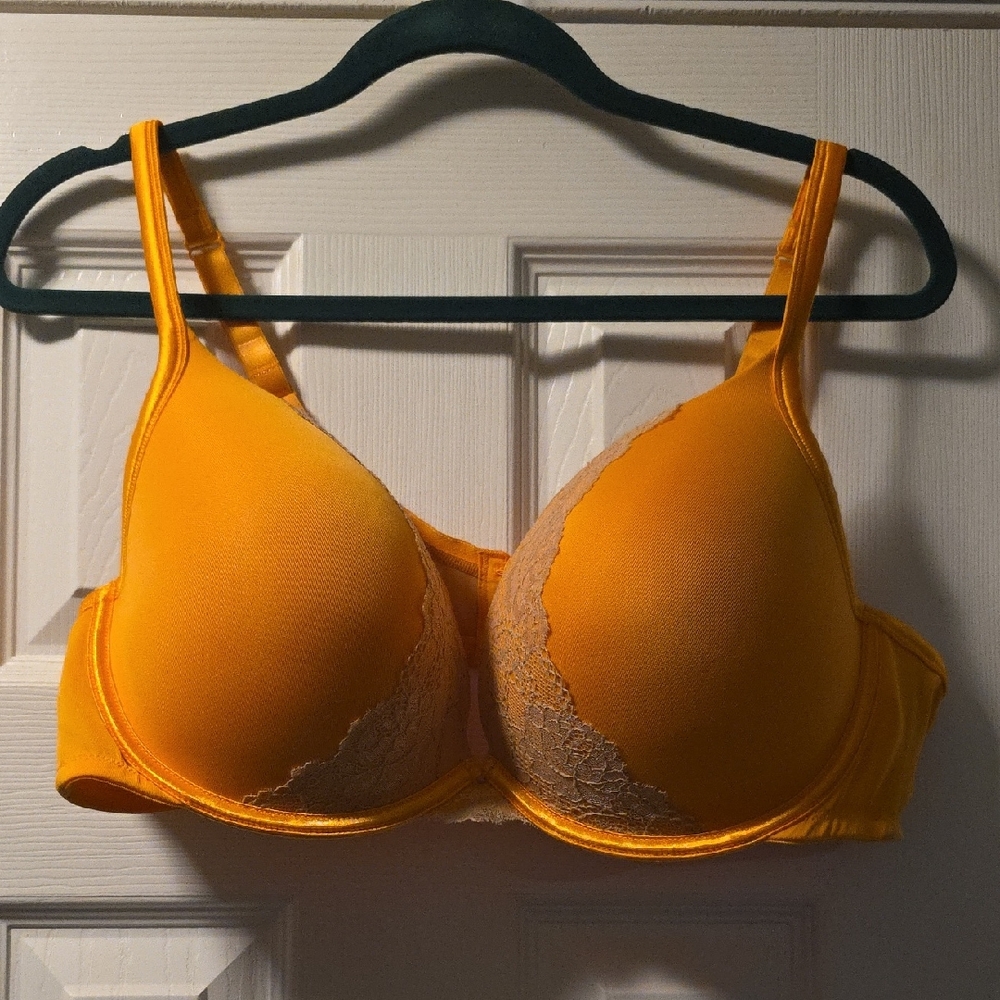 Elegant Yellow Lace Bra
